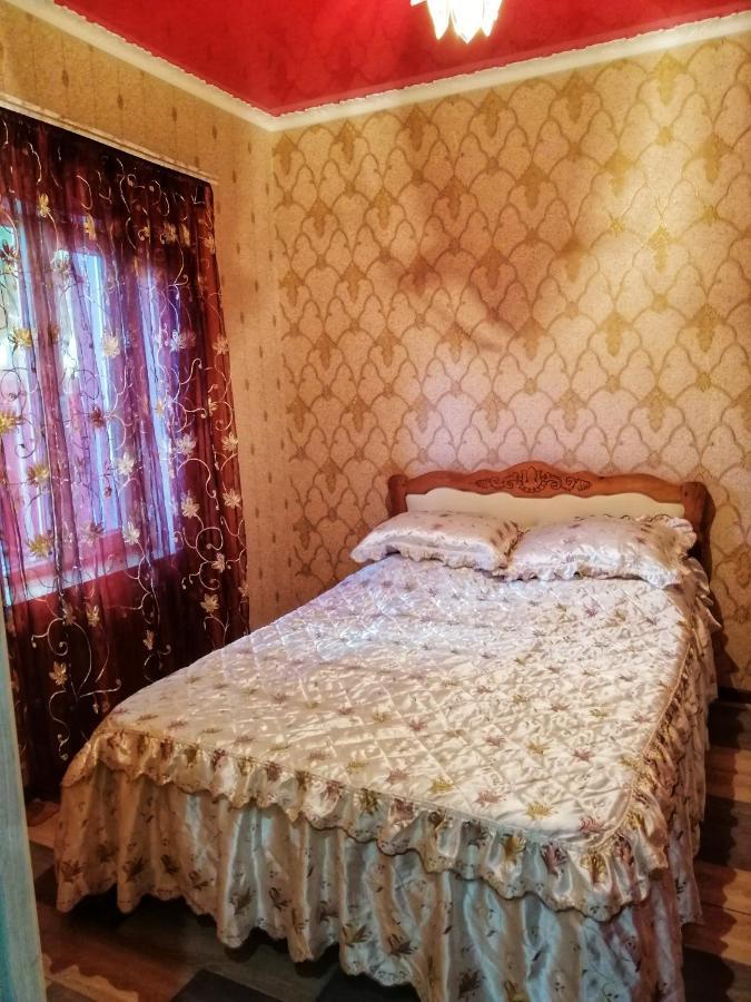 Посуточная Аренда В Центре Кропивницкого Daire Kirovograd Dış mekan fotoğraf